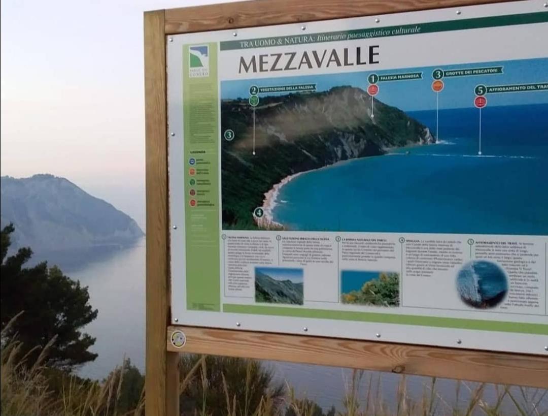 أنكونا B&B Il Poeta Sul Mare المظهر الخارجي الصورة